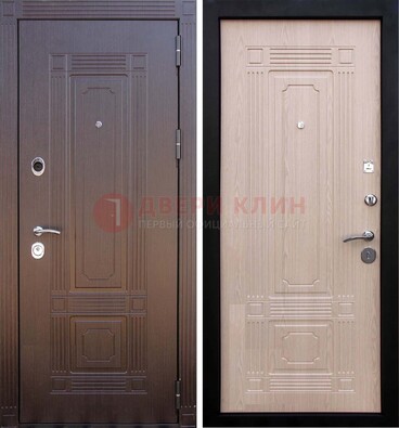 Коричневая входная дверь с МДФ ДМ-173 для кирпичного дома в Дмитрове