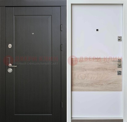 Черная металлическая дверь с белой МДФ внутри ДМ-230 в Дмитрове