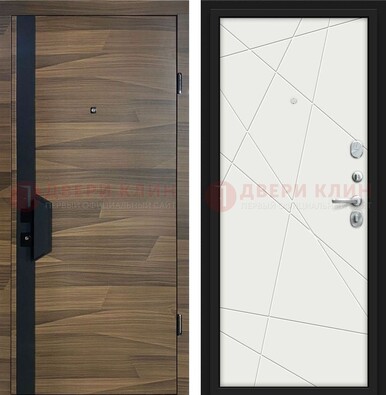 Стальная коричневая дверь МДФ c черной вставкой ДМ-267 в Дмитрове
