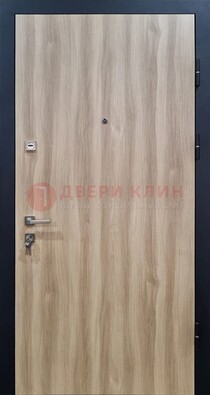 Светлая металлическая дверь с МДФ ДМ-340 в Дмитрове