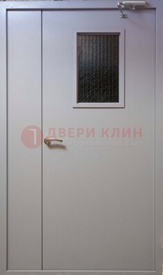 Белая железная дверь ДПД-4 в Дмитрове