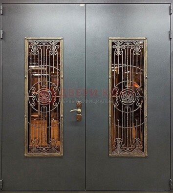 Входная металлическая парадная дверь со стеклом и ковкой ДПР-81 в Дмитрове