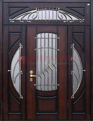 Парадная дверь со стеклянными вставками и ковкой ДПР-9 для улицы в Дмитрове