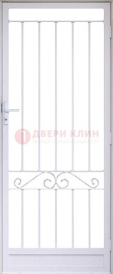 Белая стальная решетчатая дверь с волютами ДР-30 в Дмитрове