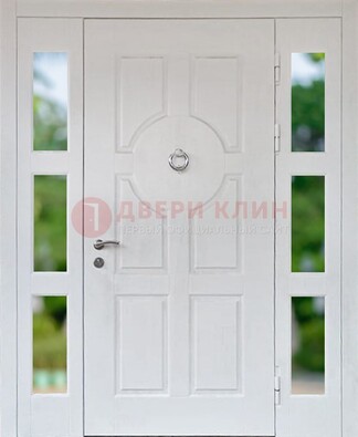 Белая стальная дверь со стеклом и фрамугами ДС-20 в Дмитрове