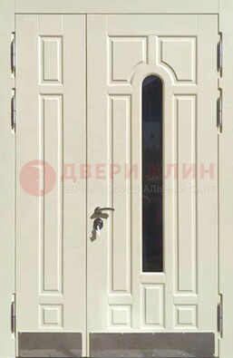 Белая двухстворчатая металлическая дверь со стеклом ДС-71 в Дмитрове