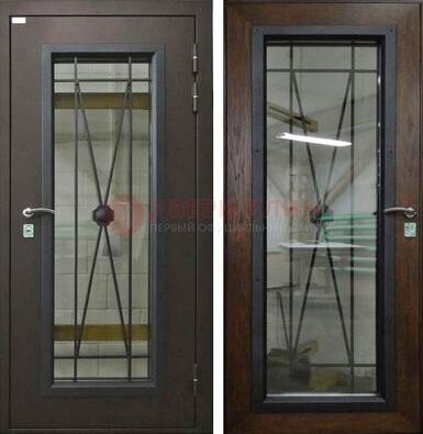 Коричневая железная дверь со стеклом для частного дома ДС-8 в Дмитрове
