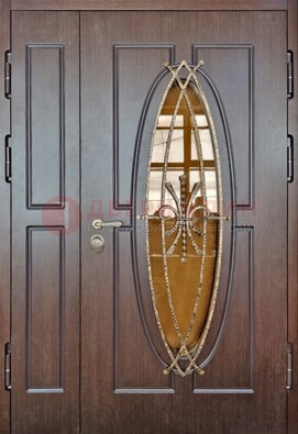 Полуторная металлическая дверь со стеклом и ковкой ДСК-108 в Дмитрове