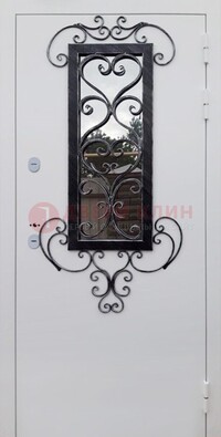 Белая уличная дверь Порошок со стеклом и ковкой ДСК-222 в Дмитрове