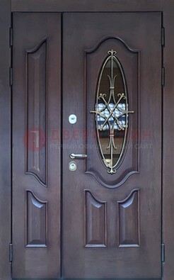 Темная металлическая дверь Винорит со стеклом и ковкой ДСК-239 в Дмитрове