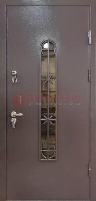 Металлическая дверь Порошок с небольшим стеклом и ковкой ДСК-282 в Дмитрове