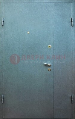 Серая тамбурная дверь ДТМ-34 в Дмитрове