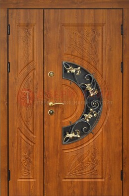 Входная дверь цвета золотой дуб с виноритом и ковкой ДВТ-176 в Дмитрове