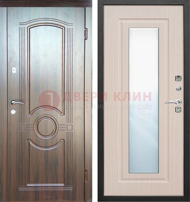 Светло-коричневая дверь c виноритом с узором и филенчатой МДФ ДЗ-120 в Дмитрове