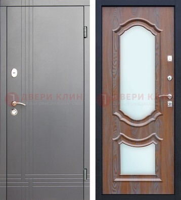 Серая входная дверь со светлой МДФ и зеркалами внутри ДЗ-77 в Дмитрове
