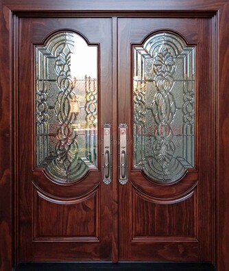 Классическая железная дверь с массивом дуба для входа ВЖ-23 в Дмитрове